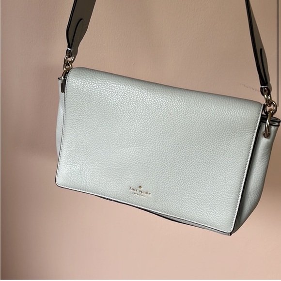 KATE SPADE Light Grey Pebbled Leather Medium Shoulder Bag with Silver Hardware - Picture 4 of 14